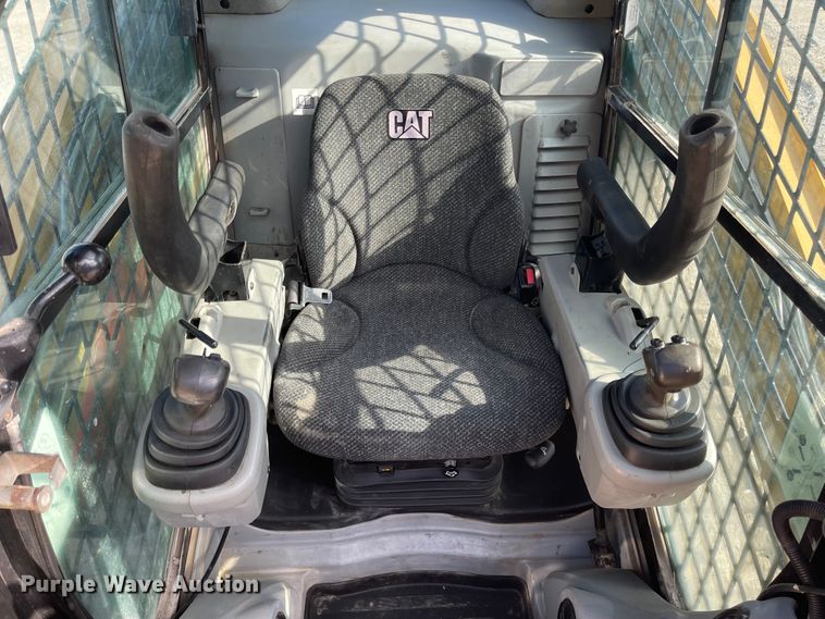 image for item IJ9632 2012 Caterpillar 289C2  tracked skid steer loader
