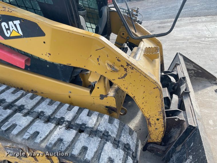 image for item IJ9632 2012 Caterpillar 289C2  tracked skid steer loader