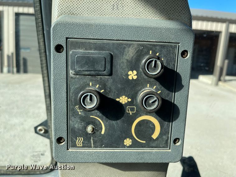 image for item IJ9638 1997 Case 580 Super L  backhoe