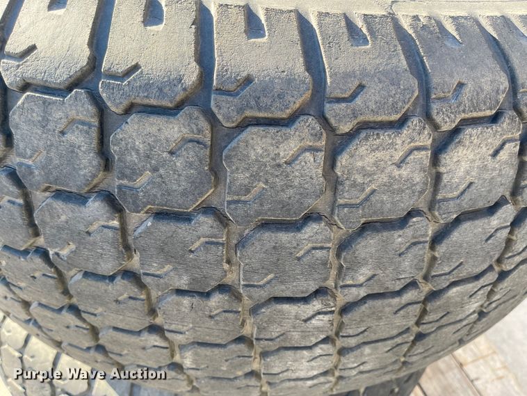 image for item IJ9640 (4) 41/18LLx22.5 tires and wheels