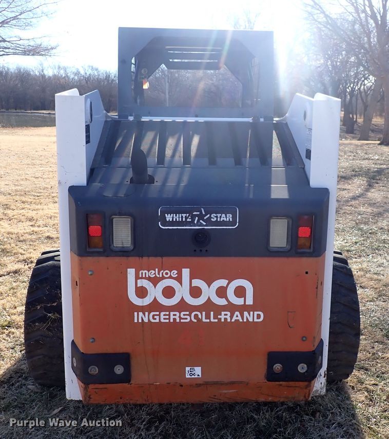 image for item IN9049 1997 Bobcat 863H  skid steer loader