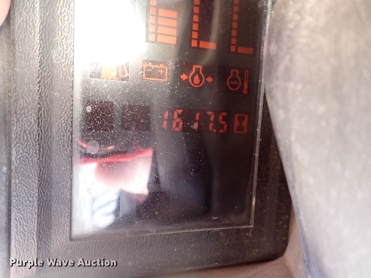 image for item IN9049 1997 Bobcat 863H  skid steer loader