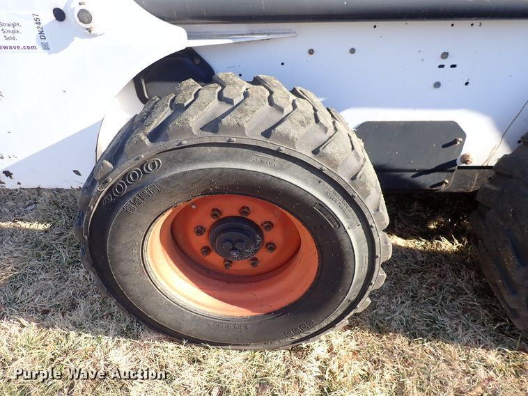 image for item IN9049 1997 Bobcat 863H  skid steer loader