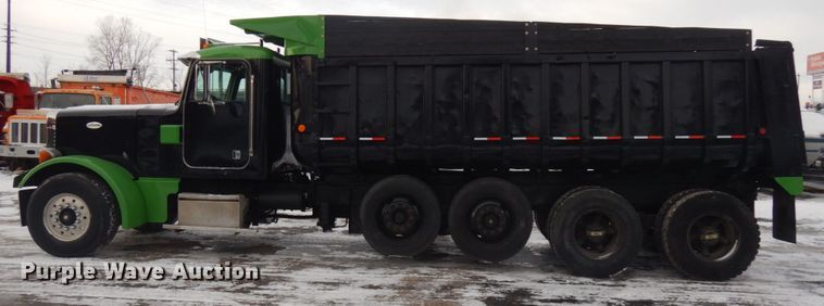 image for item IO9667 1994 Peterbilt 357  dump truck