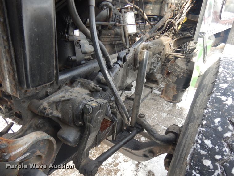 image for item IO9667 1994 Peterbilt 357  dump truck