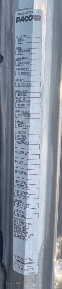 image for item IO9667 1994 Peterbilt 357  dump truck