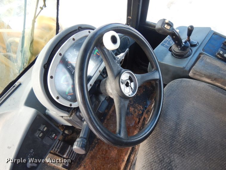 image for item IO9669 Caterpillar 938H  wheel loader