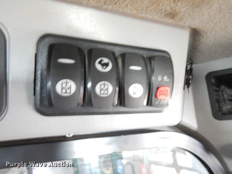 image for item IO9677 2017 Caterpillar 259D  tracked skid steer loader