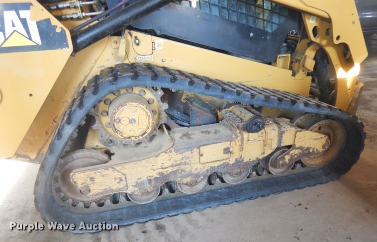 image for item IO9677 2017 Caterpillar 259D  tracked skid steer loader