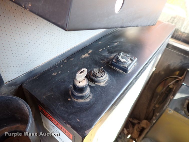 image for item IS9393 2012 Sany SRC840  crane