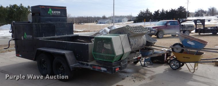 image for item IV9977 2003 Concrete Edge  curb equipment trailer