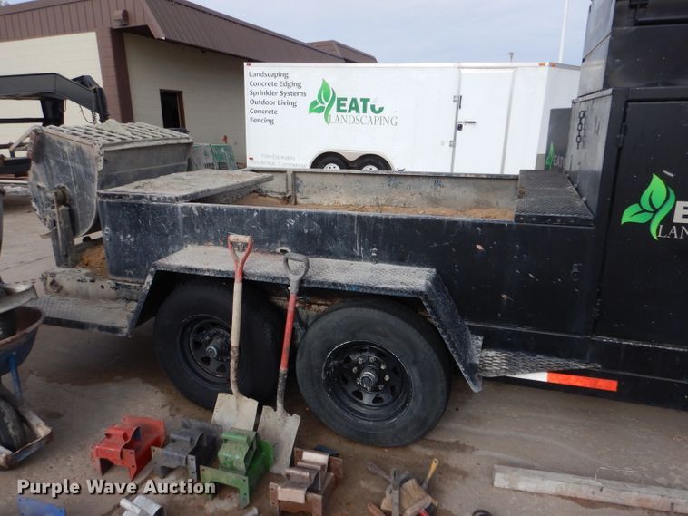 image for item IV9977 2003 Concrete Edge  curb equipment trailer