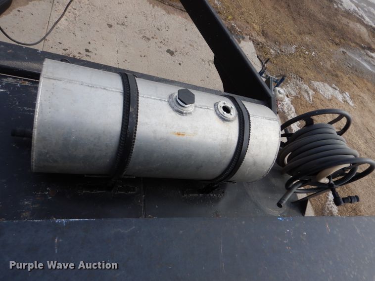 image for item IV9977 2003 Concrete Edge  curb equipment trailer