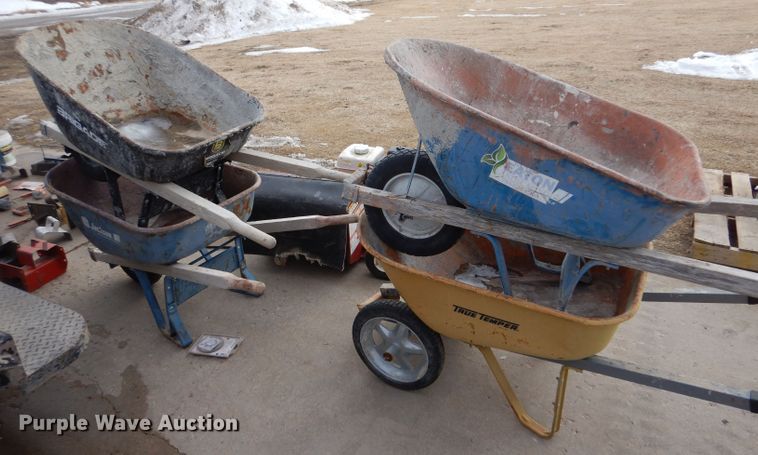 image for item IV9977 2003 Concrete Edge  curb equipment trailer