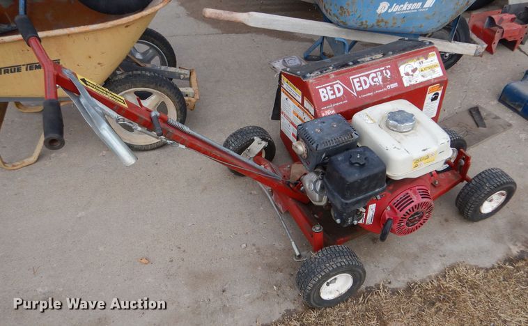 image for item IV9977 2003 Concrete Edge  curb equipment trailer