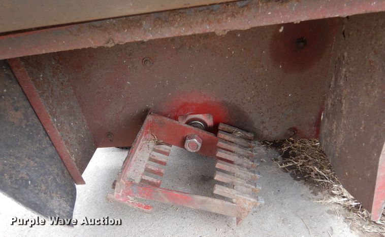 image for item IV9977 2003 Concrete Edge  curb equipment trailer