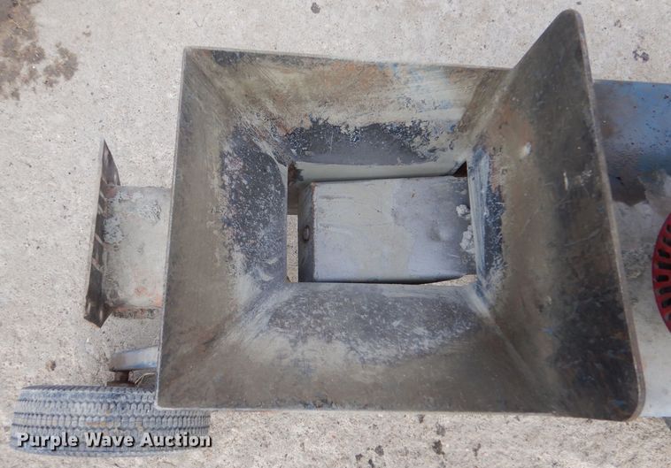 image for item IV9977 2003 Concrete Edge  curb equipment trailer