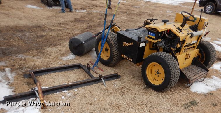 image for item IV9979 Bucyrus M4226D  sod installer