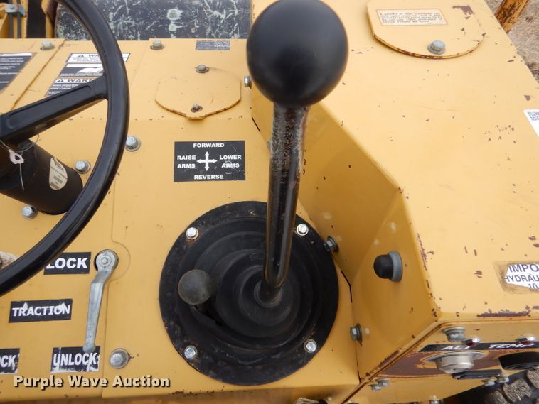 image for item IV9979 Bucyrus M4226D  sod installer