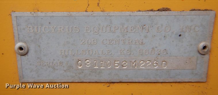image for item IV9979 Bucyrus M4226D  sod installer