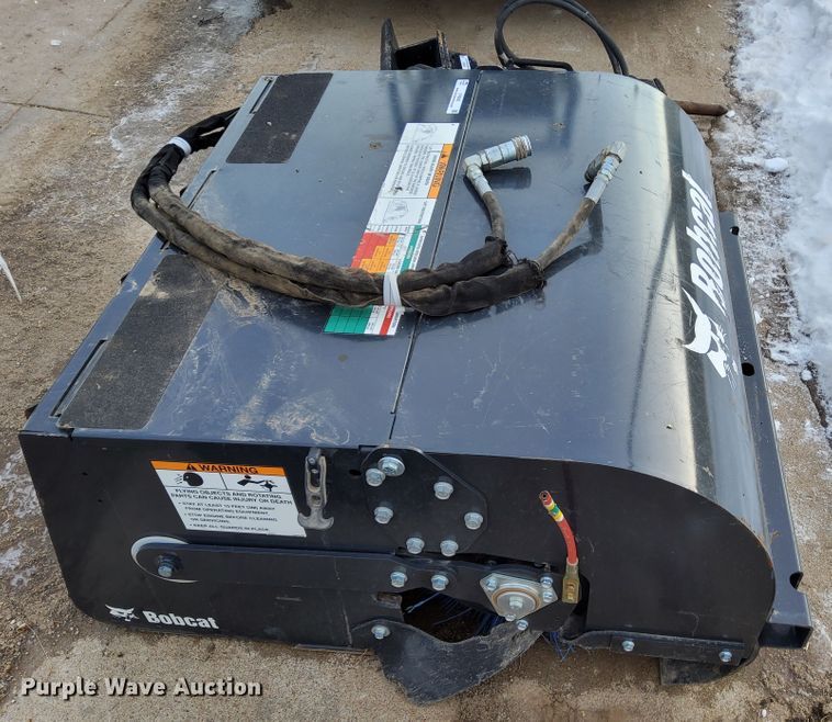 image for item IV9980 2020 Bobcat  MI Sweeper 44 compact utility loader sweeper