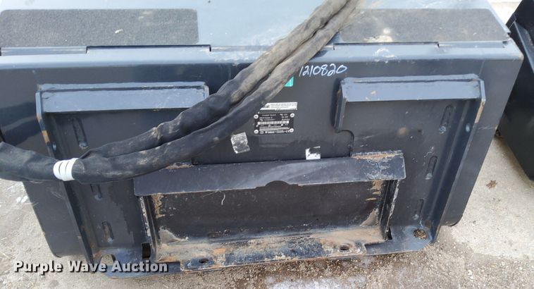 image for item IV9980 2020 Bobcat  MI Sweeper 44 compact utility loader sweeper