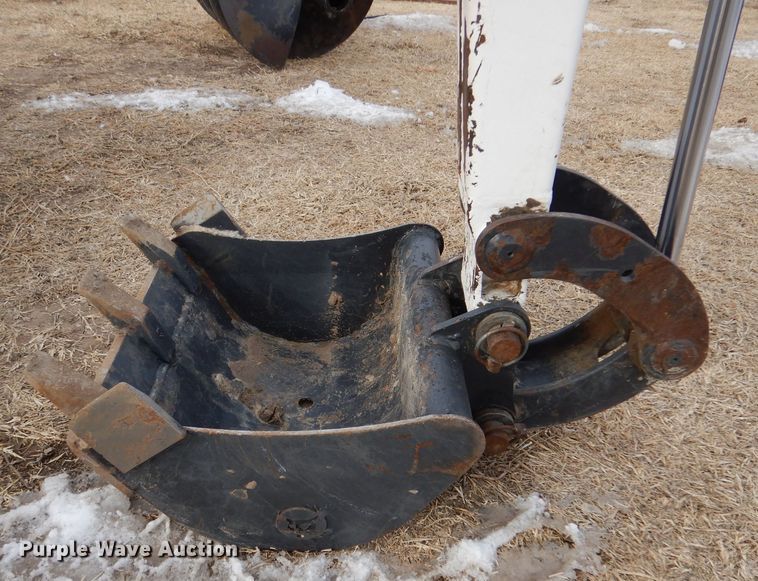 image for item IV9981 2015 Bobcat 418  mini excavator