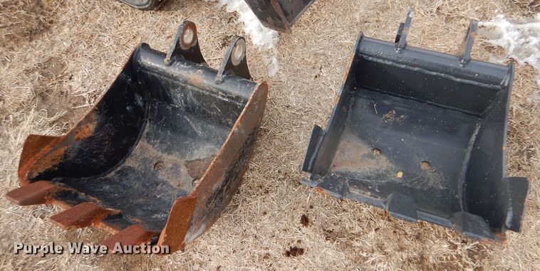 image for item IV9981 2015 Bobcat 418  mini excavator