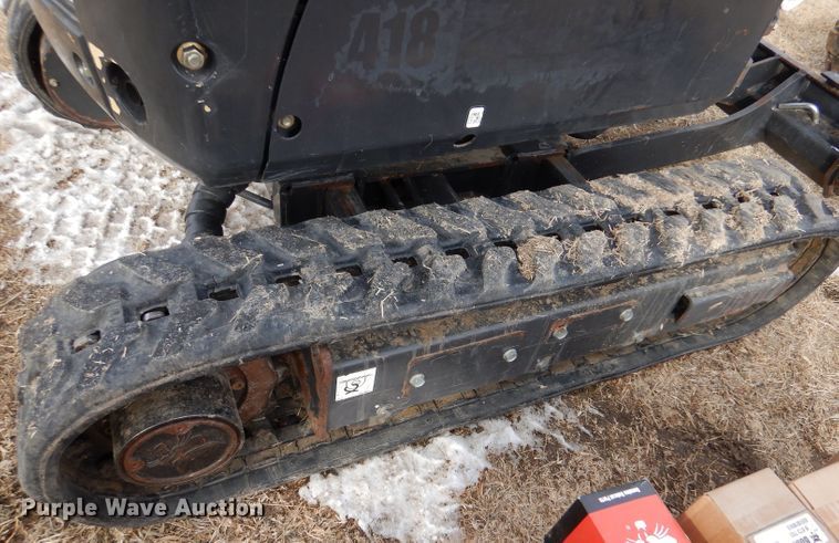 image for item IV9981 2015 Bobcat 418  mini excavator