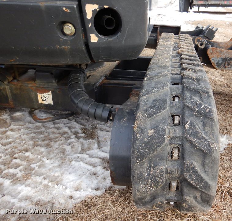 image for item IV9981 2015 Bobcat 418  mini excavator