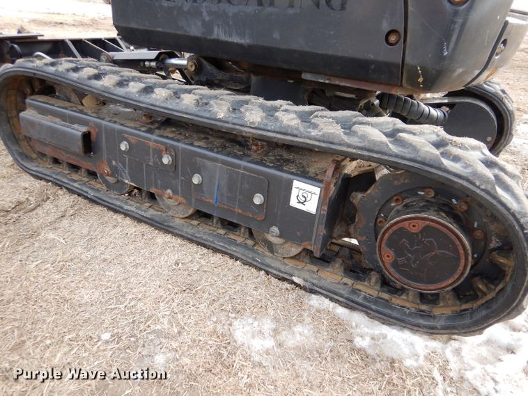 image for item IV9981 2015 Bobcat 418  mini excavator