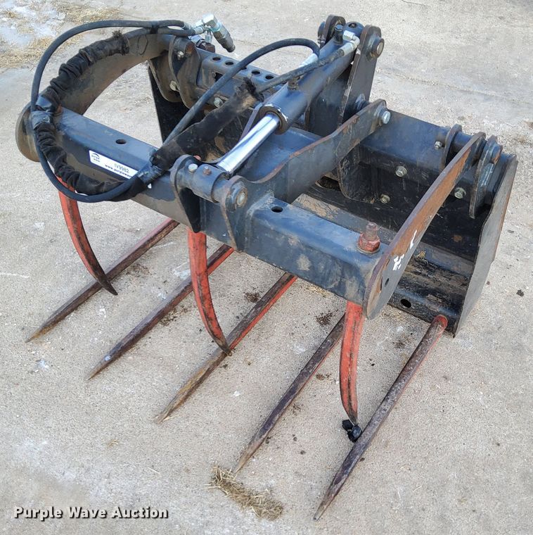 image for item IV9982 Bobcat  36 Utility Fork compact utility loader grapple