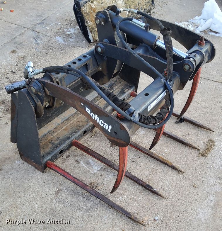 image for item IV9982 Bobcat  36 Utility Fork compact utility loader grapple
