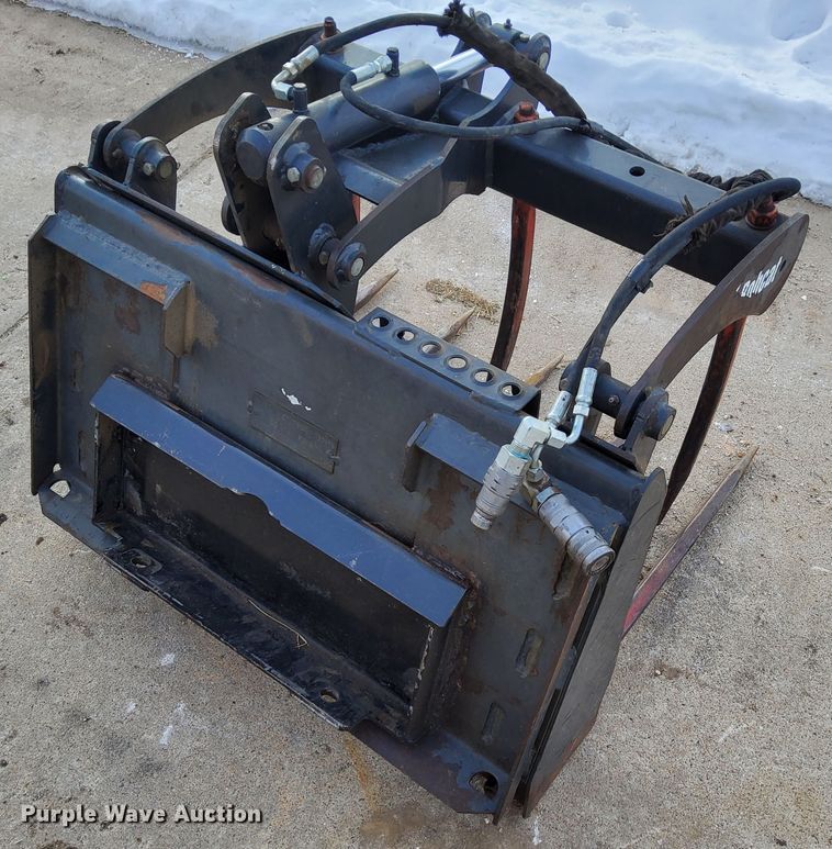 image for item IV9982 Bobcat  36 Utility Fork compact utility loader grapple