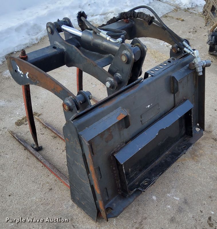 image for item IV9982 Bobcat  36 Utility Fork compact utility loader grapple