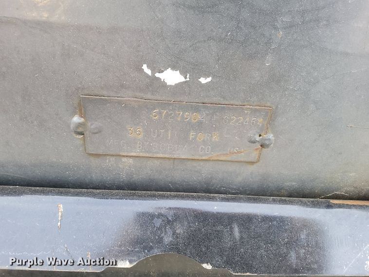 image for item IV9982 Bobcat  36 Utility Fork compact utility loader grapple