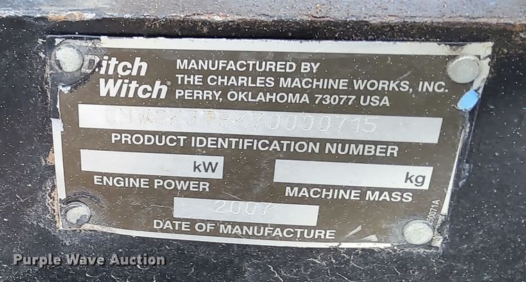 image for item IV9983 2007 Ditch Witch  compact utility loader trencher