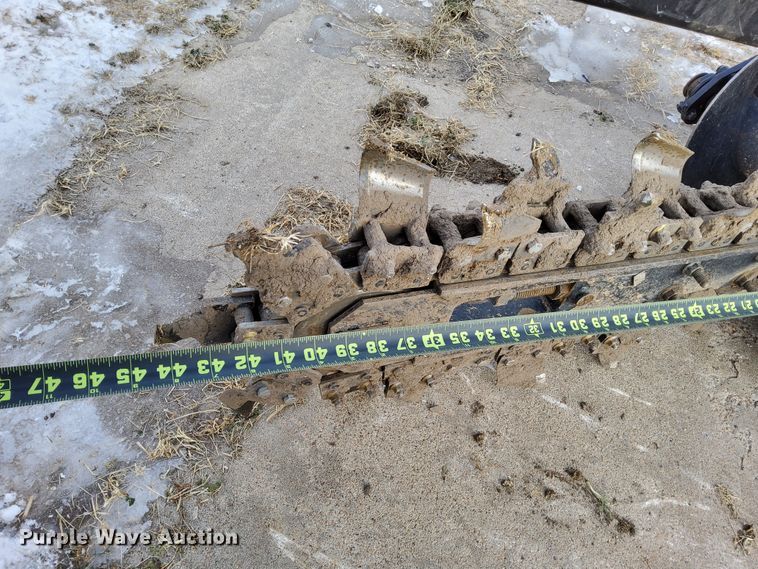 image for item IV9983 2007 Ditch Witch  compact utility loader trencher