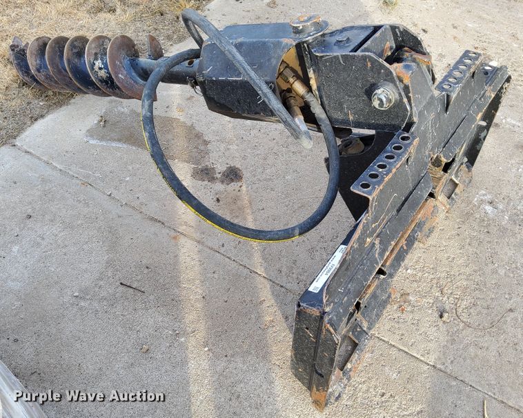 image for item IV9984 Bobcat  skid steer auger