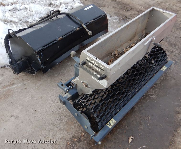 image for item IV9985 (2) compact utility loader attachments