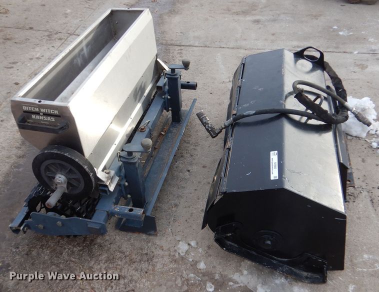 image for item IV9985 (2) compact utility loader attachments