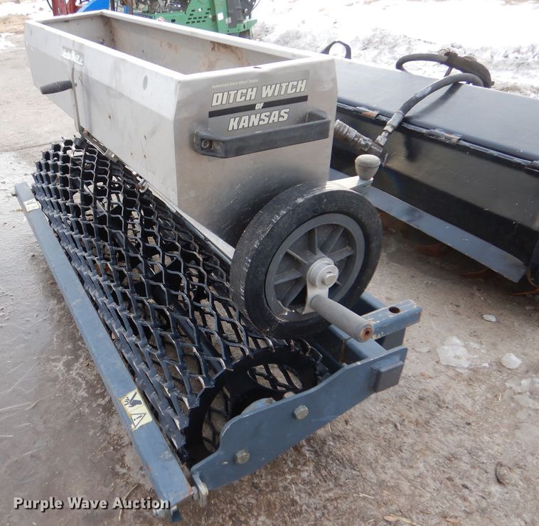 image for item IV9985 (2) compact utility loader attachments