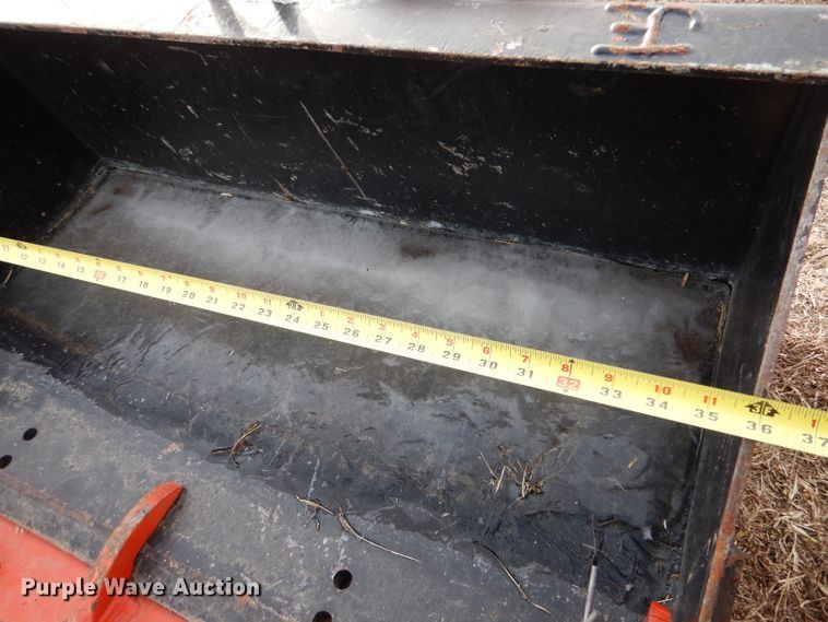 image for item IV9986 (2) compact utility loader buckets