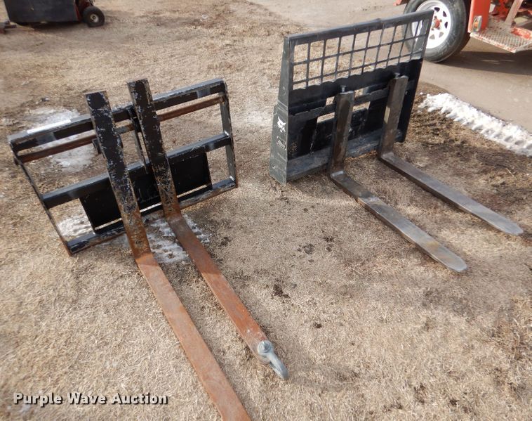 image for item IV9987 (2) 36" L compact utility loader forks