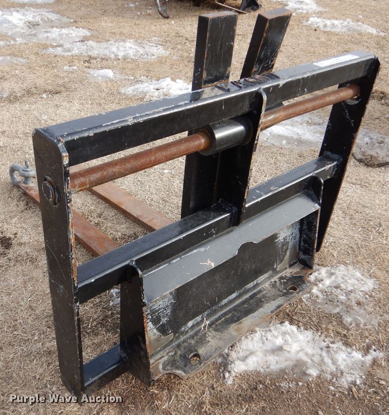 image for item IV9987 (2) 36" L compact utility loader forks