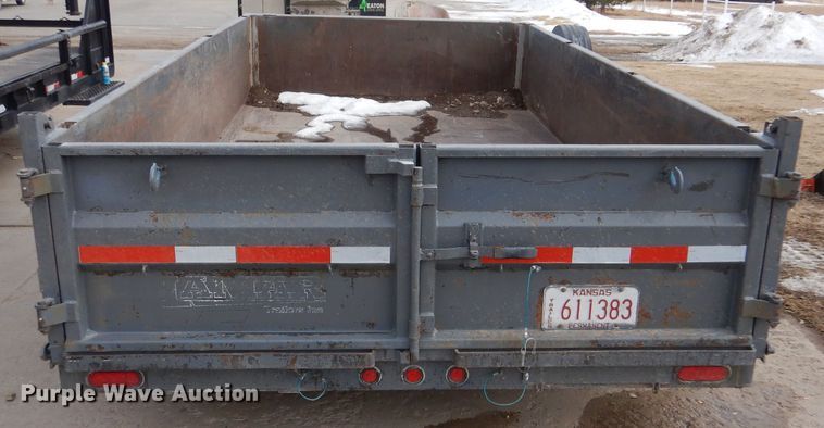 image for item IV9995 2015 Lamar  dump trailer