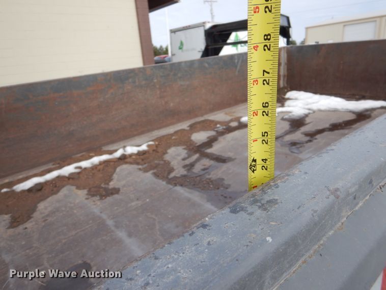 image for item IV9995 2015 Lamar  dump trailer