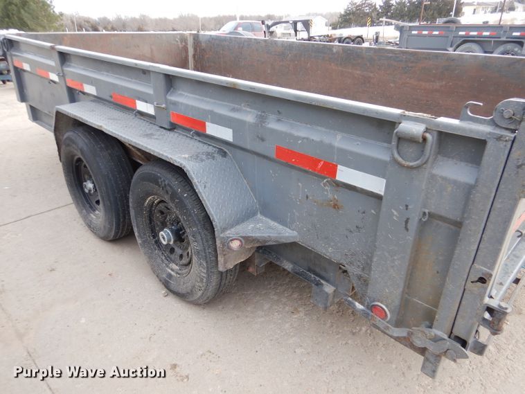 image for item IV9995 2015 Lamar  dump trailer
