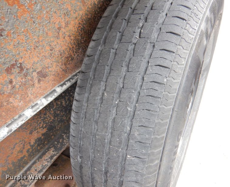 image for item IV9995 2015 Lamar  dump trailer