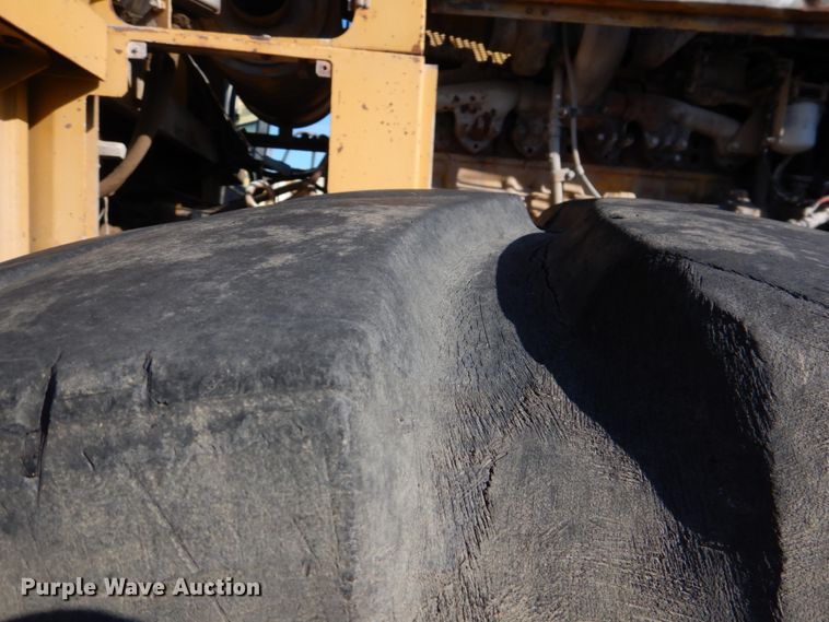 image for item JD9427 Kawasaki 95Z  wheel loader